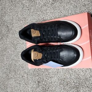 NEW Easy Spirit X Denise Dilli Size 6w